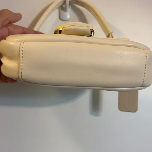 NWOT 🌲 Coach Pillow Tabby Crossbody/Handbag in Soft Marshmallow Leather - Picture 8 of 13